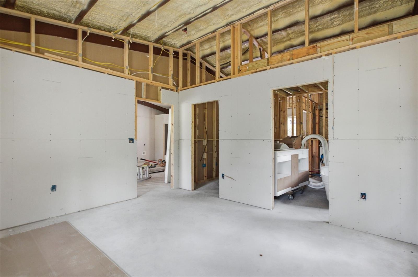 18127 Cedarhurst Rd Property Photo 20