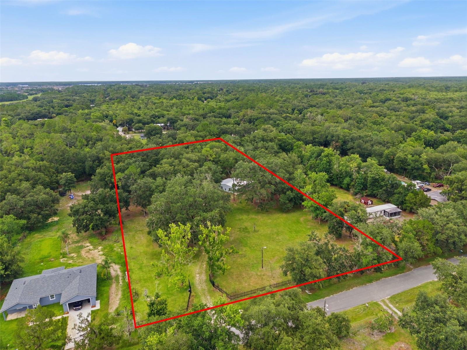 18127 Cedarhurst Rd Property Photo 30