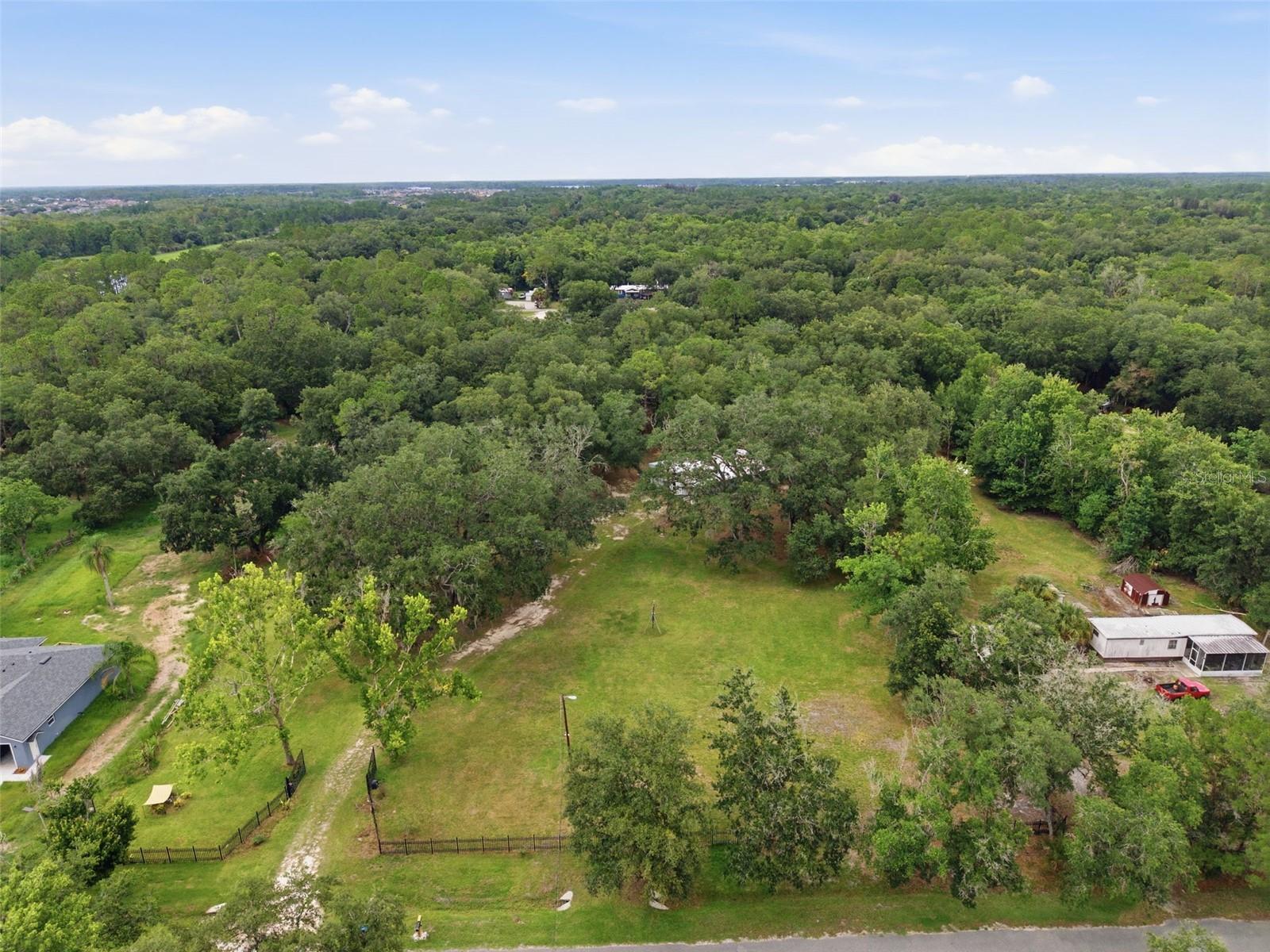 18127 Cedarhurst Rd Property Photo 31