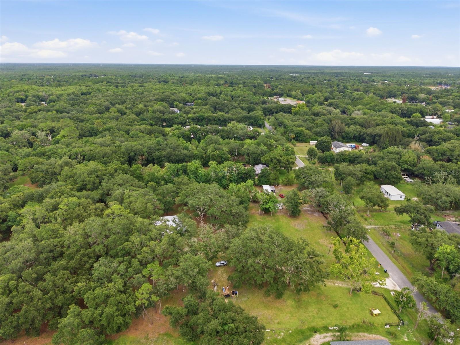 18127 Cedarhurst Rd Property Photo 33