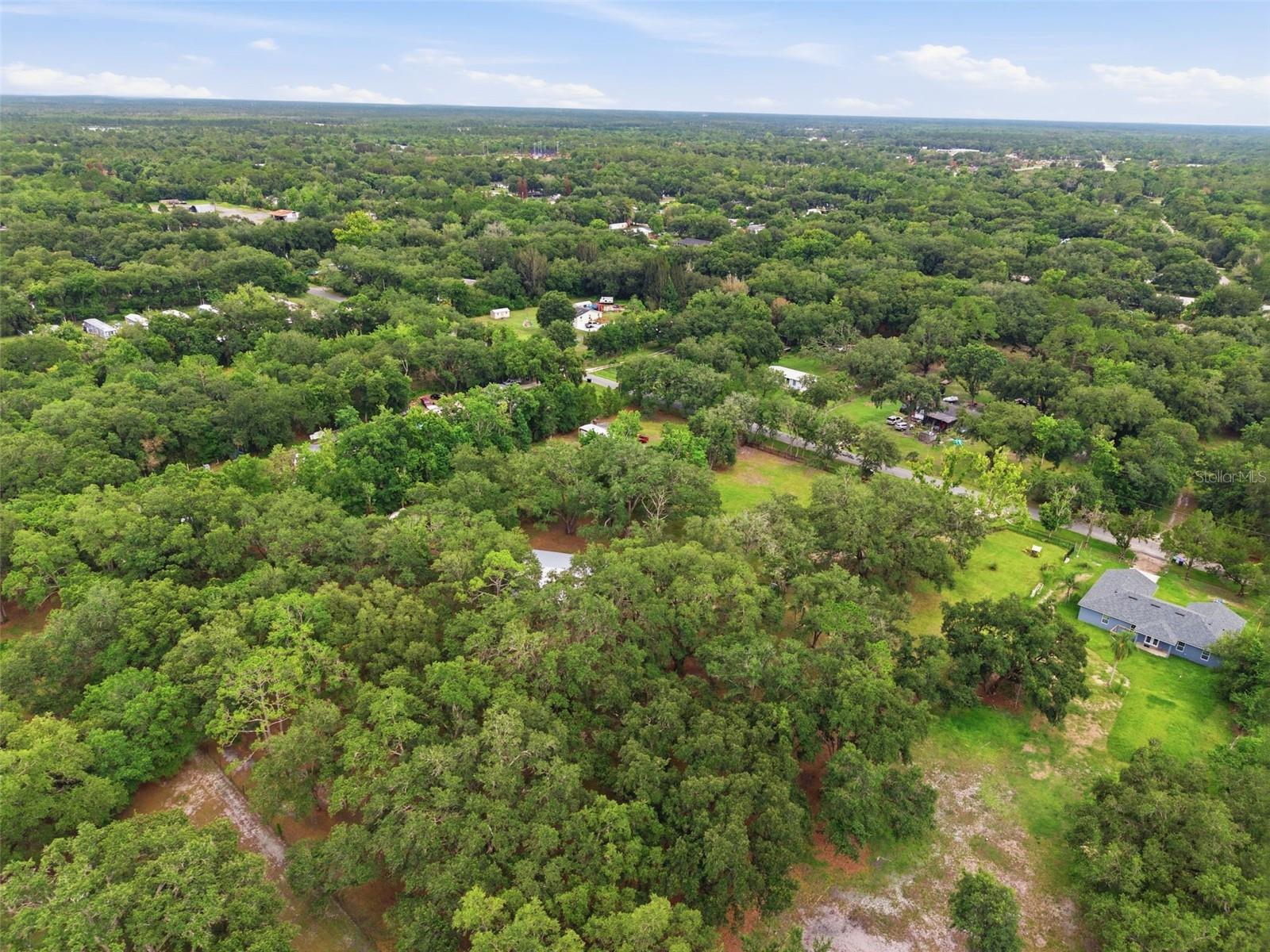 18127 Cedarhurst Rd Property Photo 34