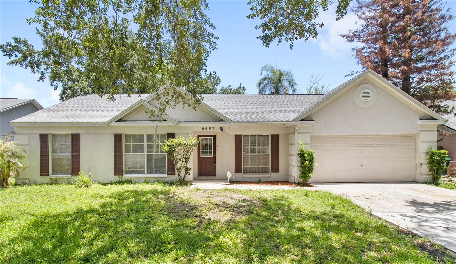 8657 Crossbay Dr Property Photo 1
