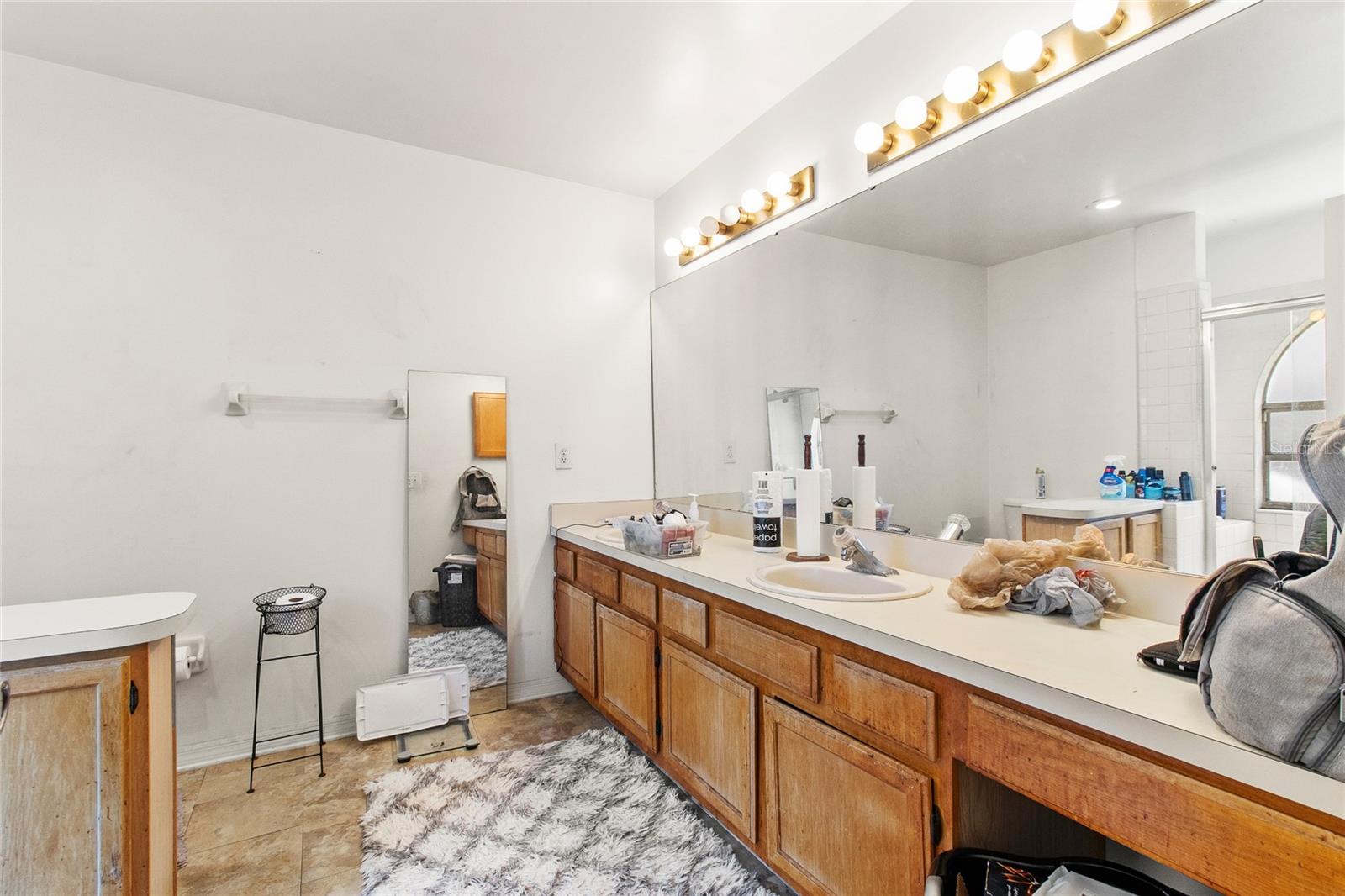 8657 Crossbay Dr Property Photo 39