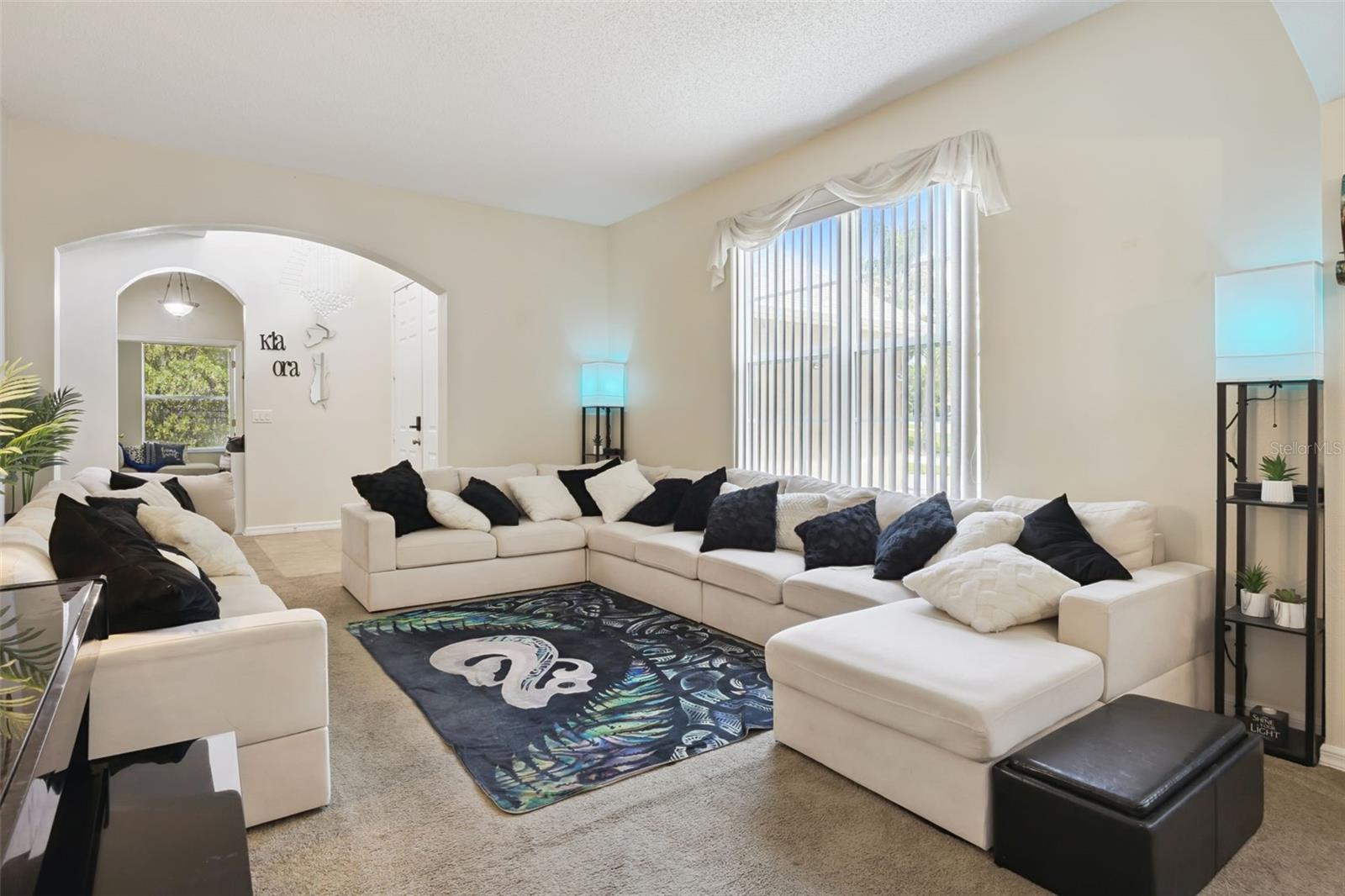 1603 Johns Cove Ln Property Photo 3