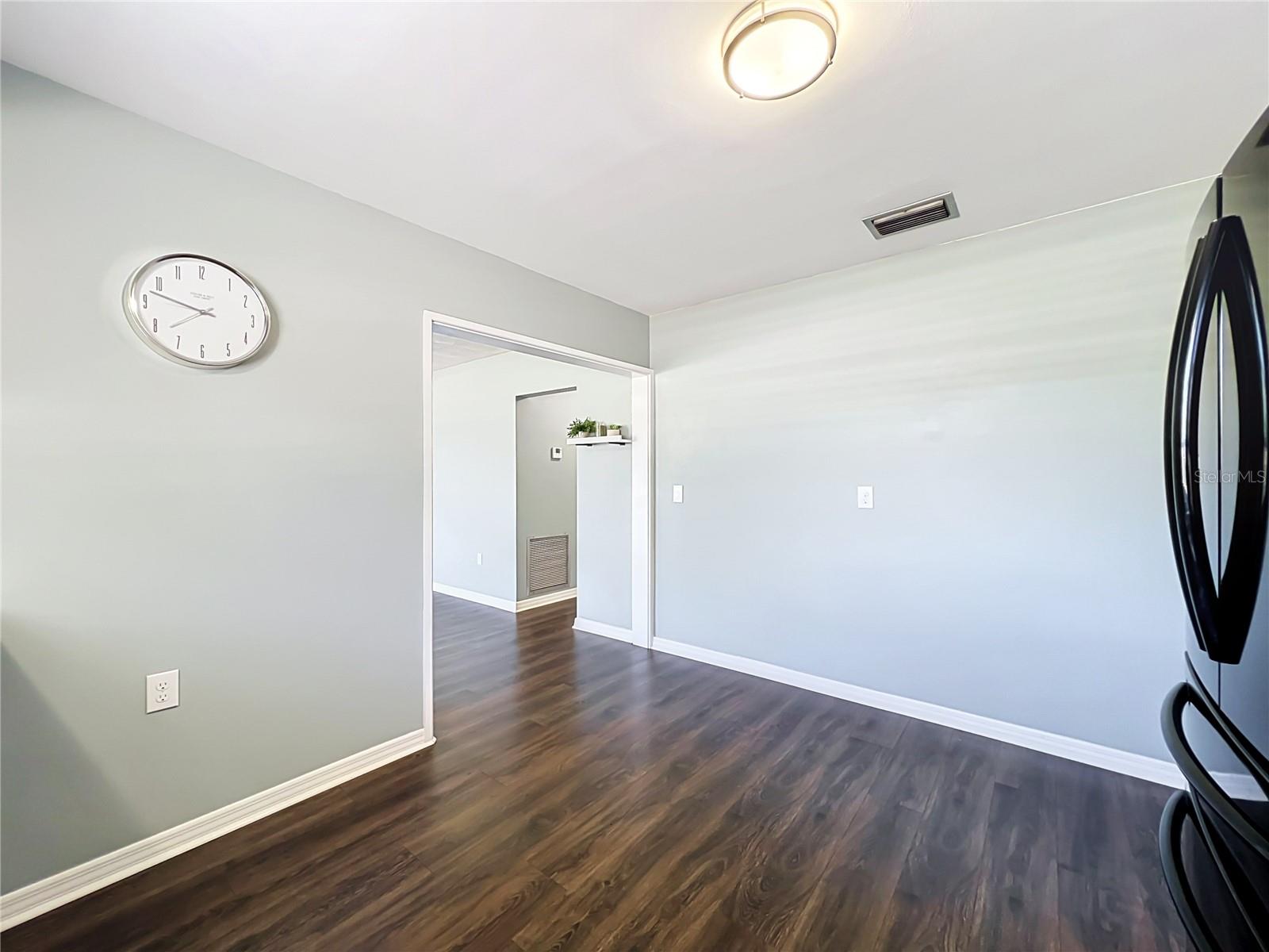 2980 Westland Rd Property Photo 12