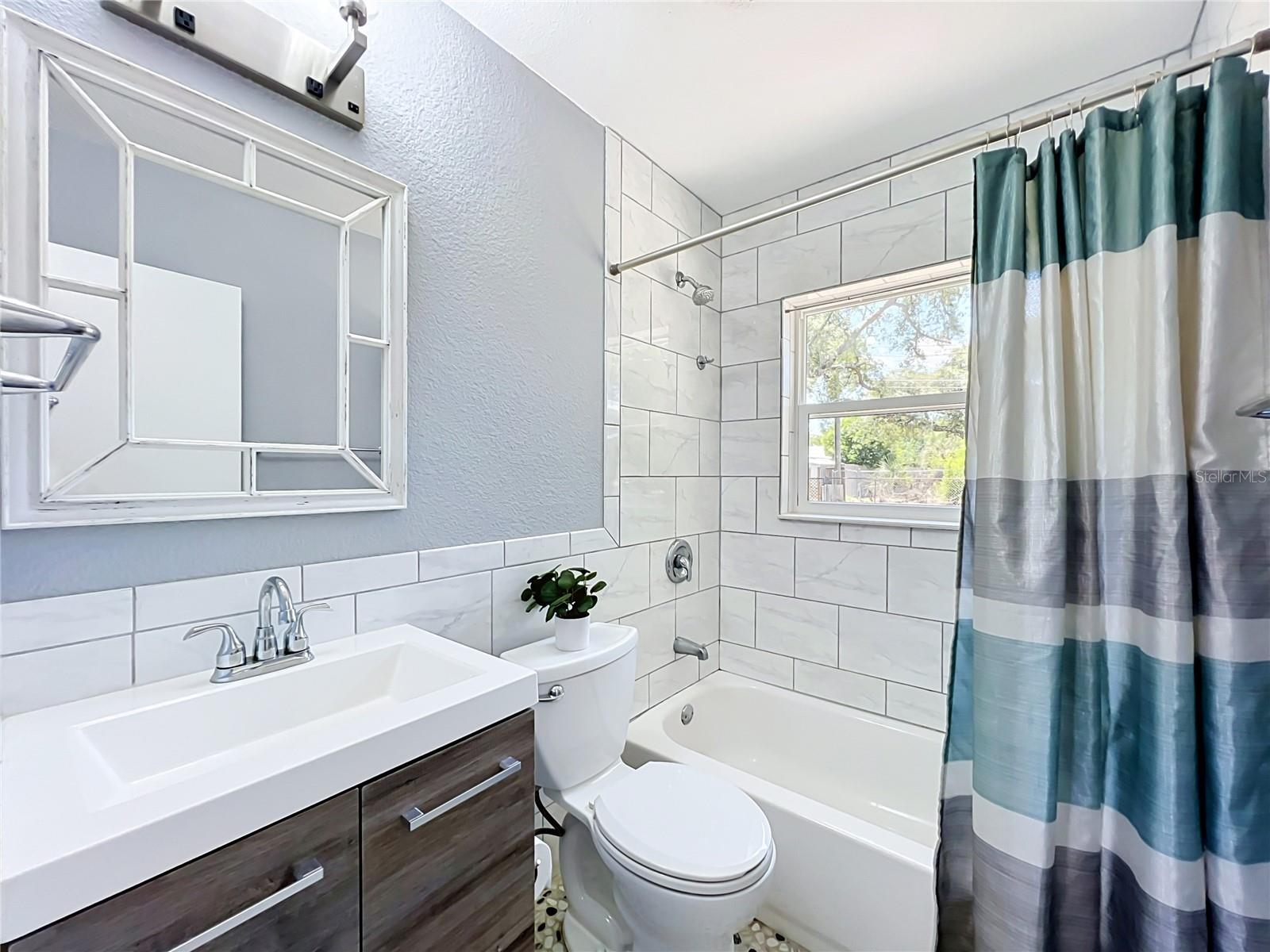 2980 Westland Rd Property Photo 18