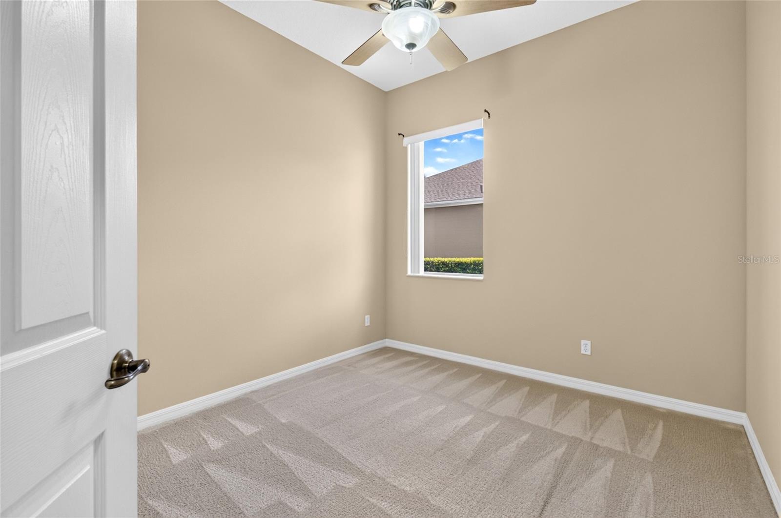 1801 Burdock Dr Property Photo 26