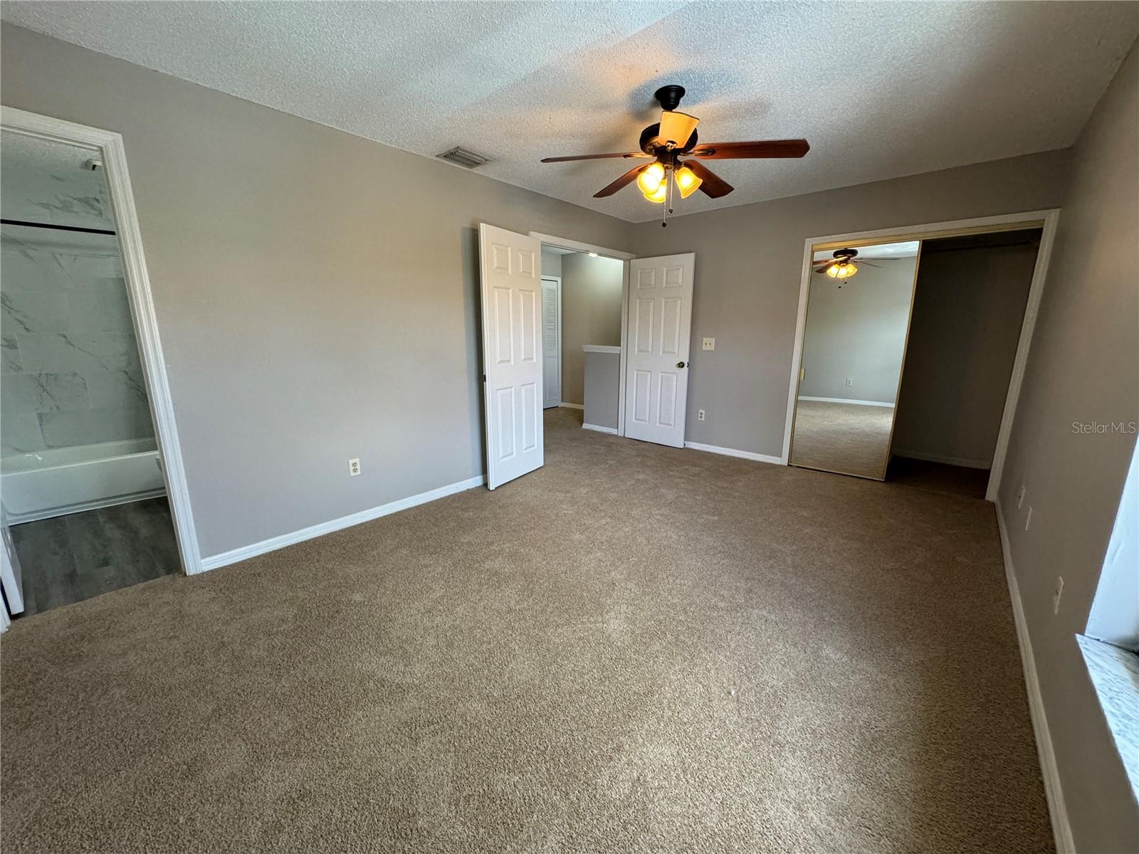 1643 Sandy Point Sq #72 Property Photo 13