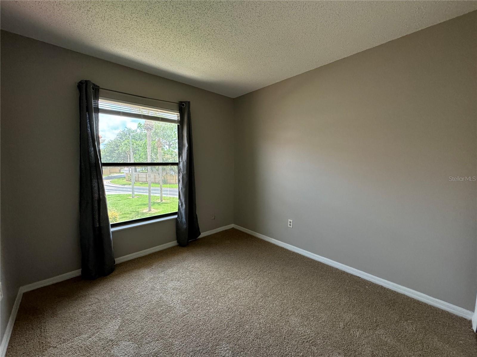 1643 Sandy Point Sq #72 Property Photo 16