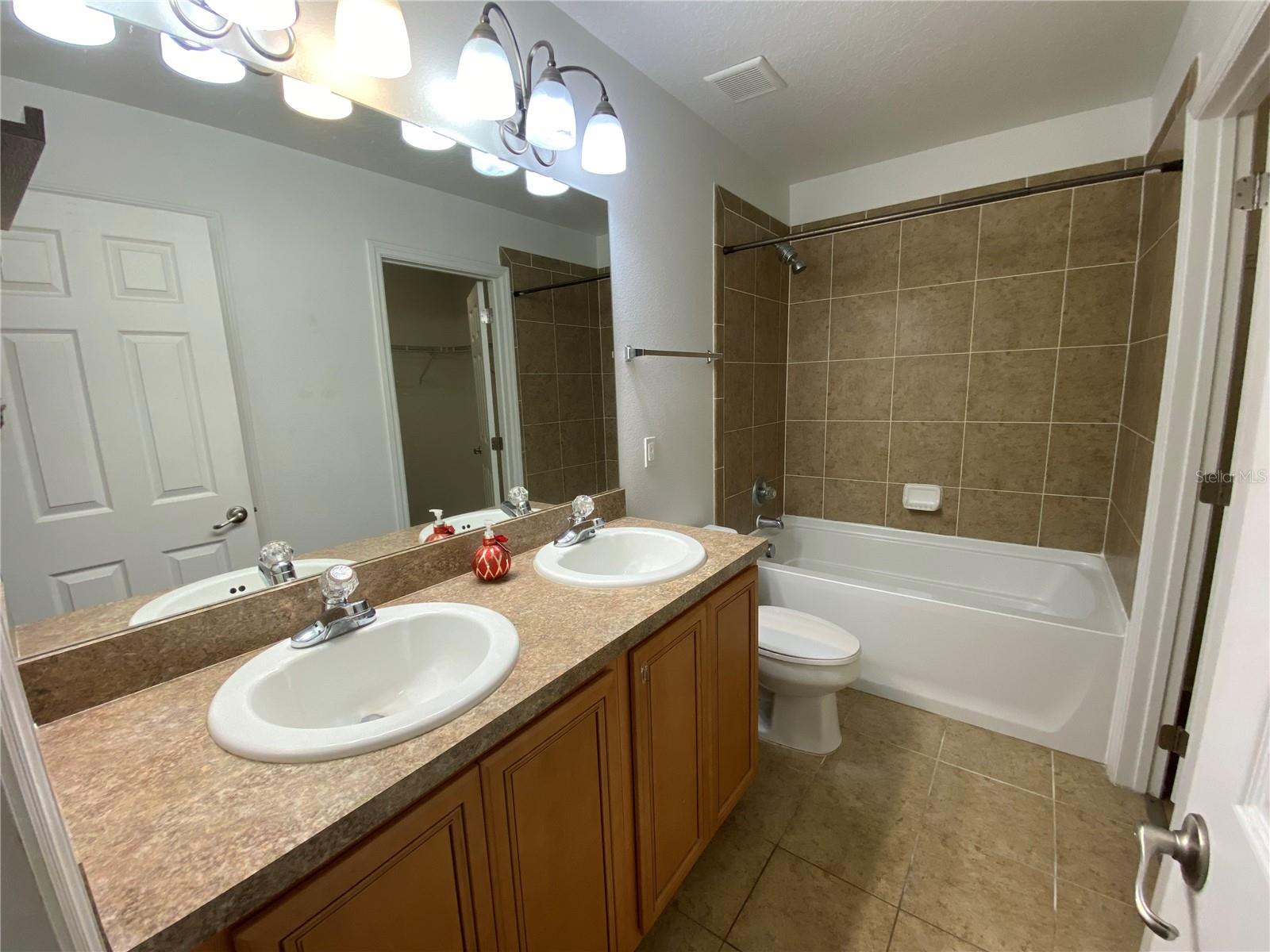 2457 Formax Dr Property Photo 10