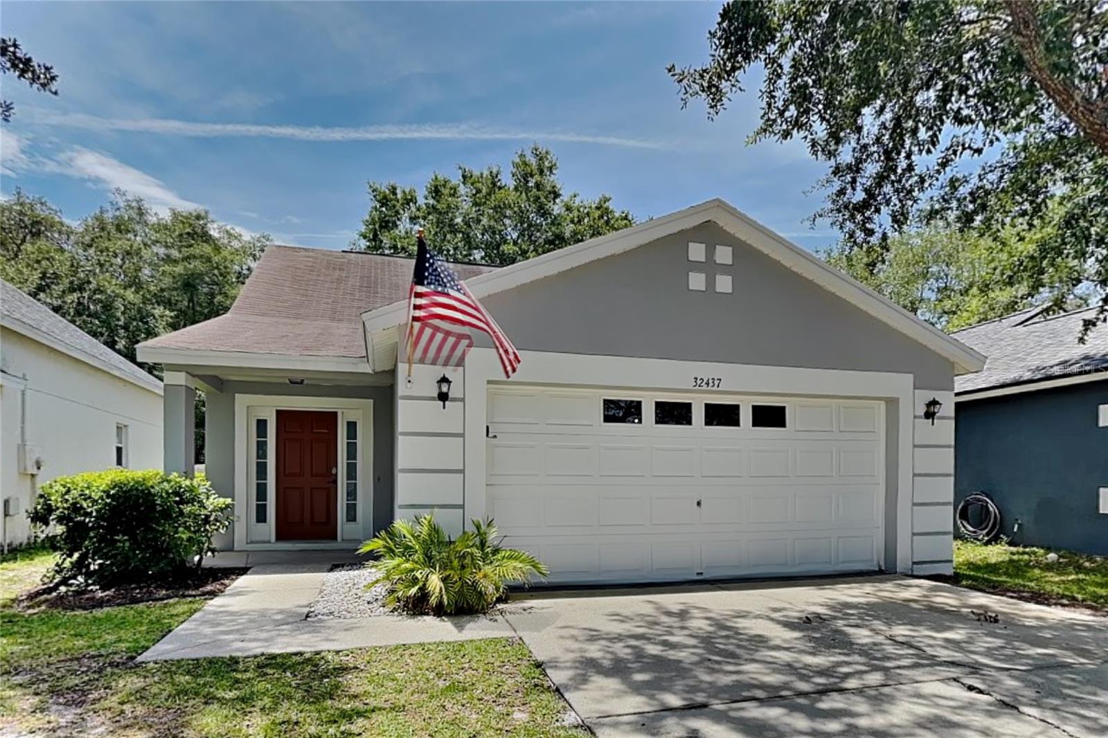O6419488 Property Photo 1