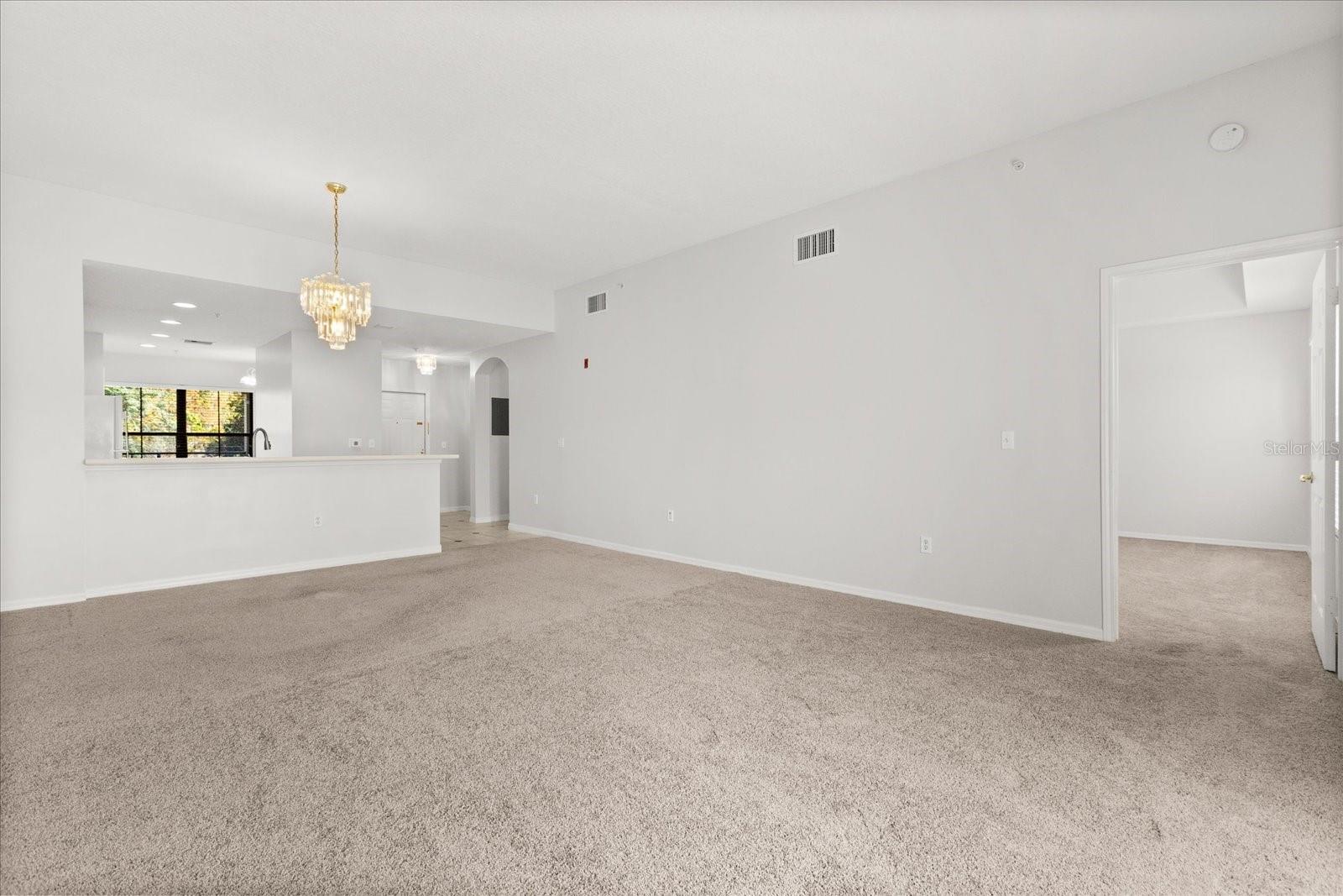 909 Waterside Ln #307 Property Photo 4