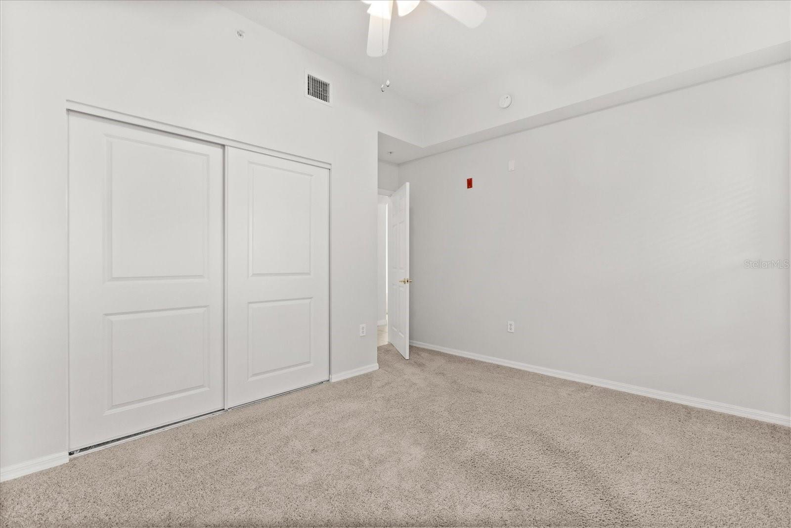 909 Waterside Ln #307 Property Photo 15
