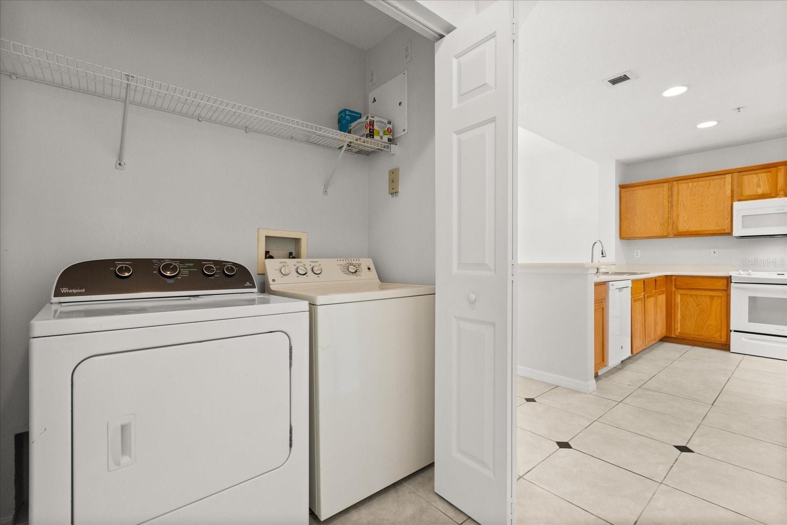 909 Waterside Ln #307 Property Photo 17