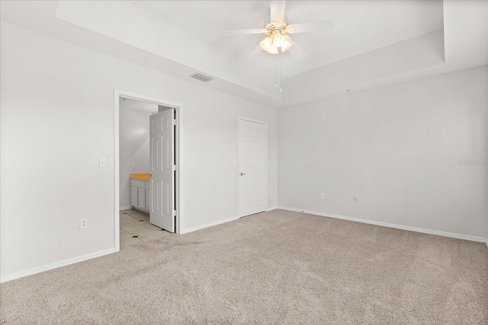 909 Waterside Ln #307 Property Photo 18