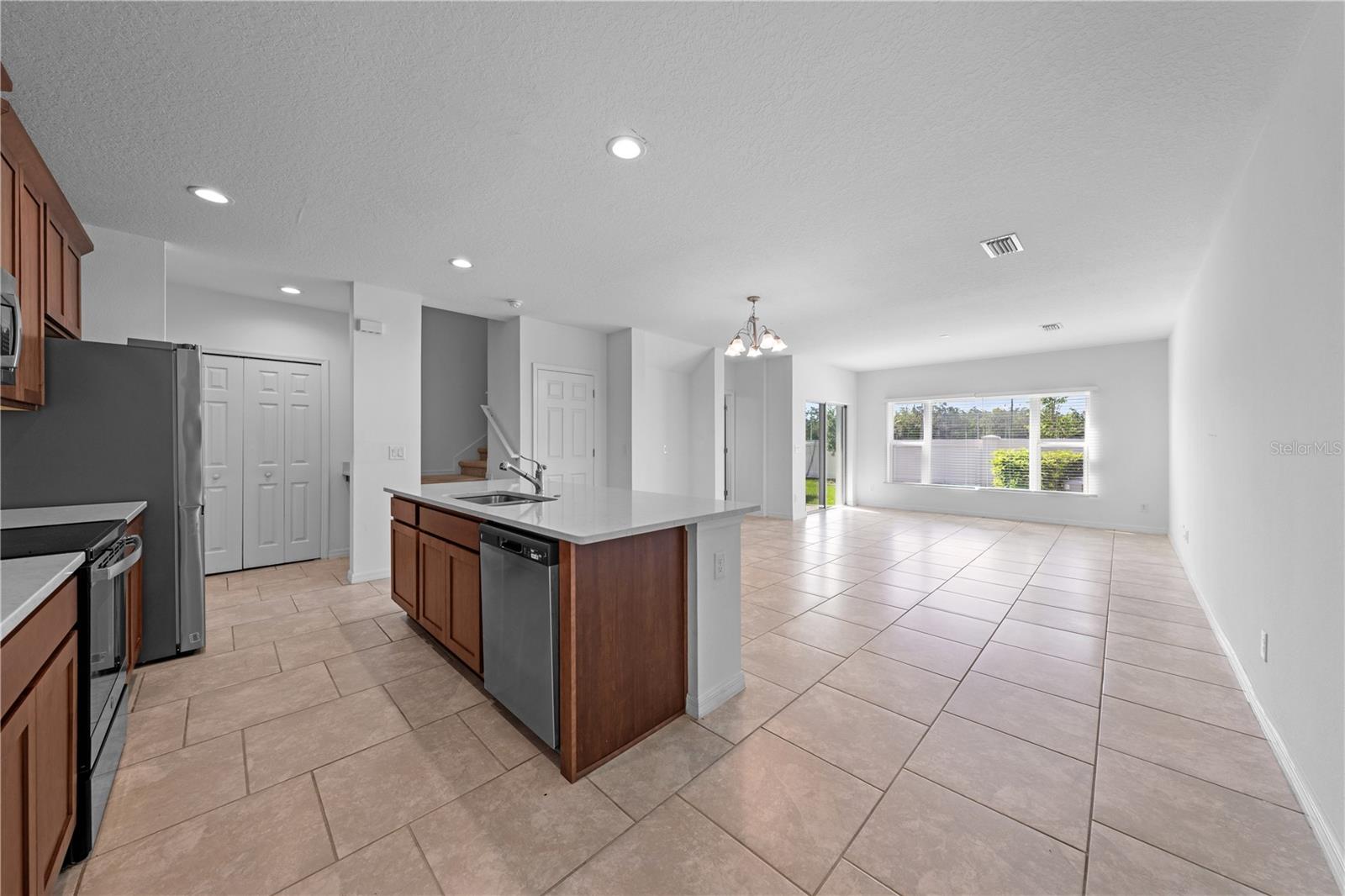 1259 Wispy Cypress Dr Property Photo 16