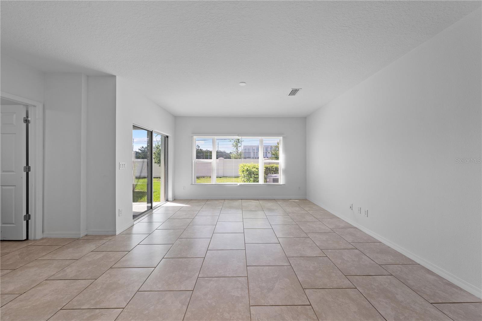 1259 Wispy Cypress Dr Property Photo 22