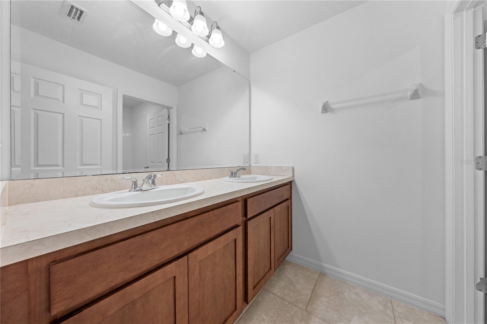 1259 Wispy Cypress Dr Property Photo 40