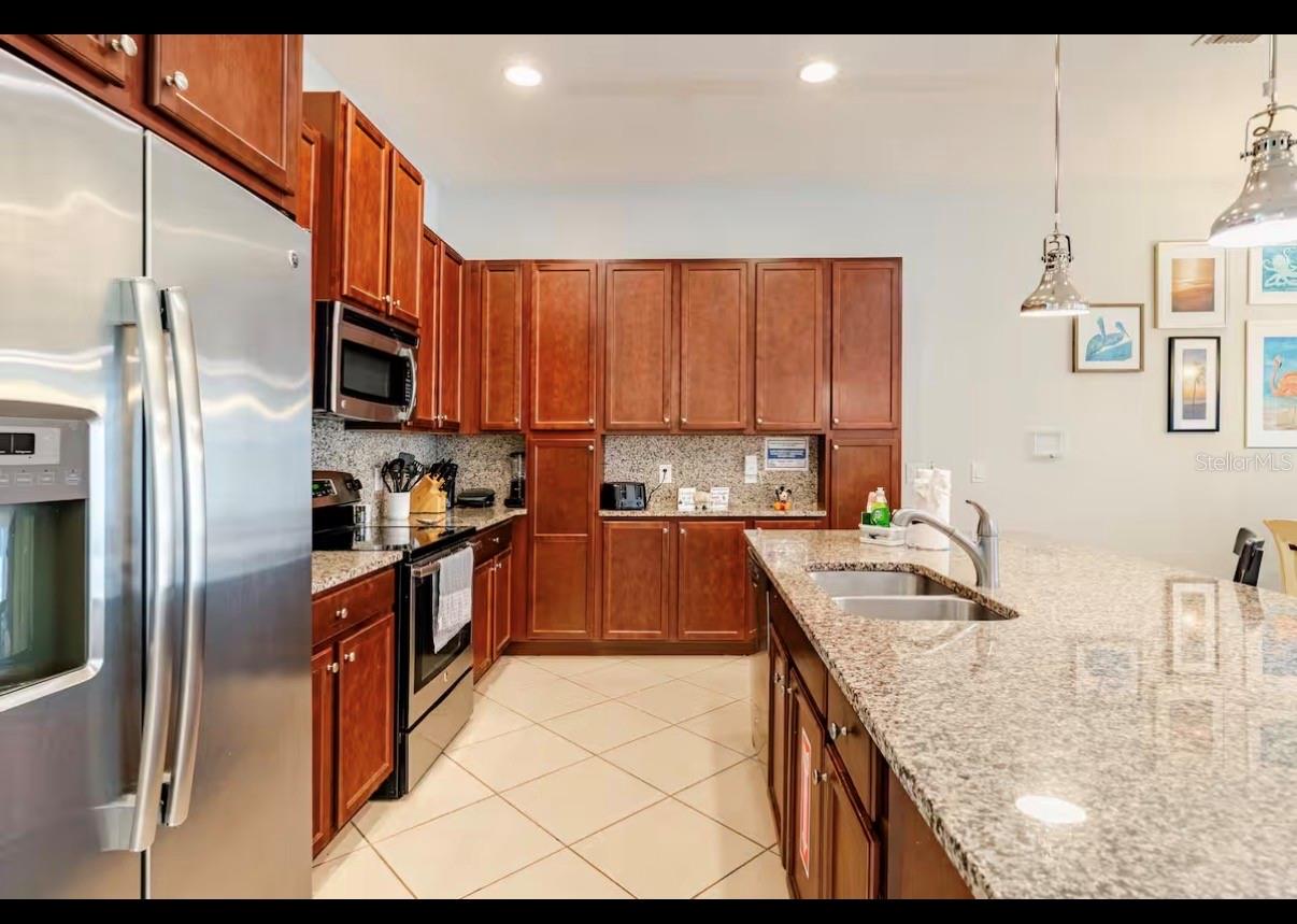 354 Captiva Dr Property Photo 11