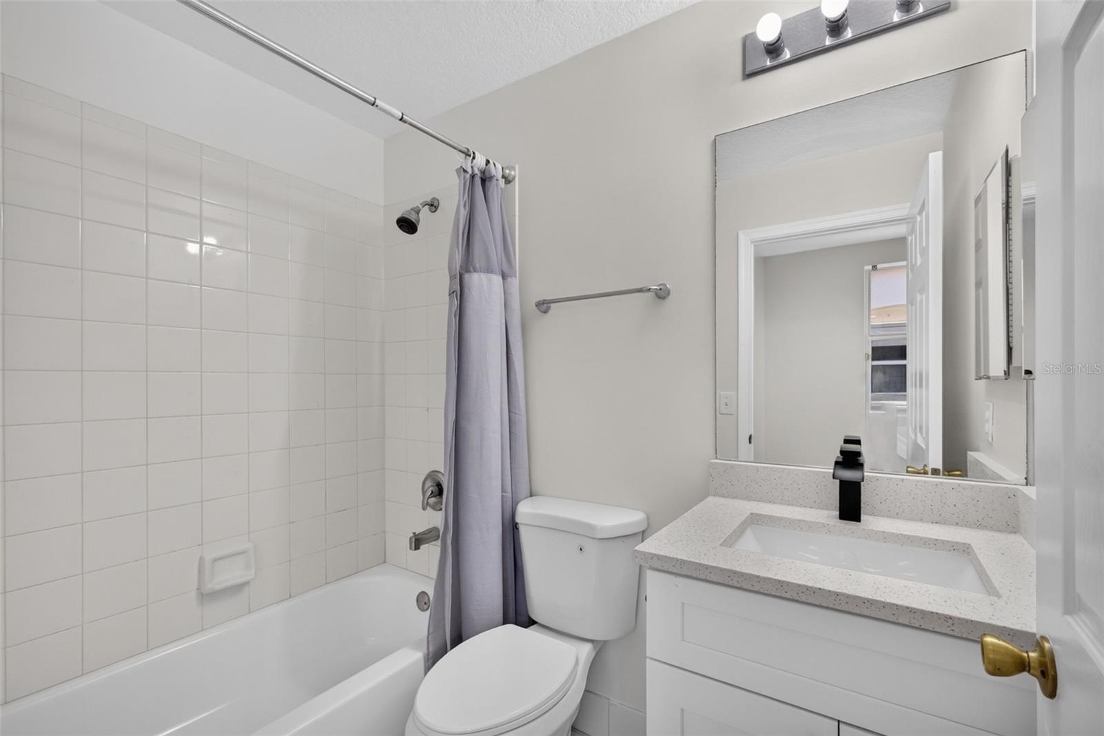 946 Summit Lake Dr Property Photo 16