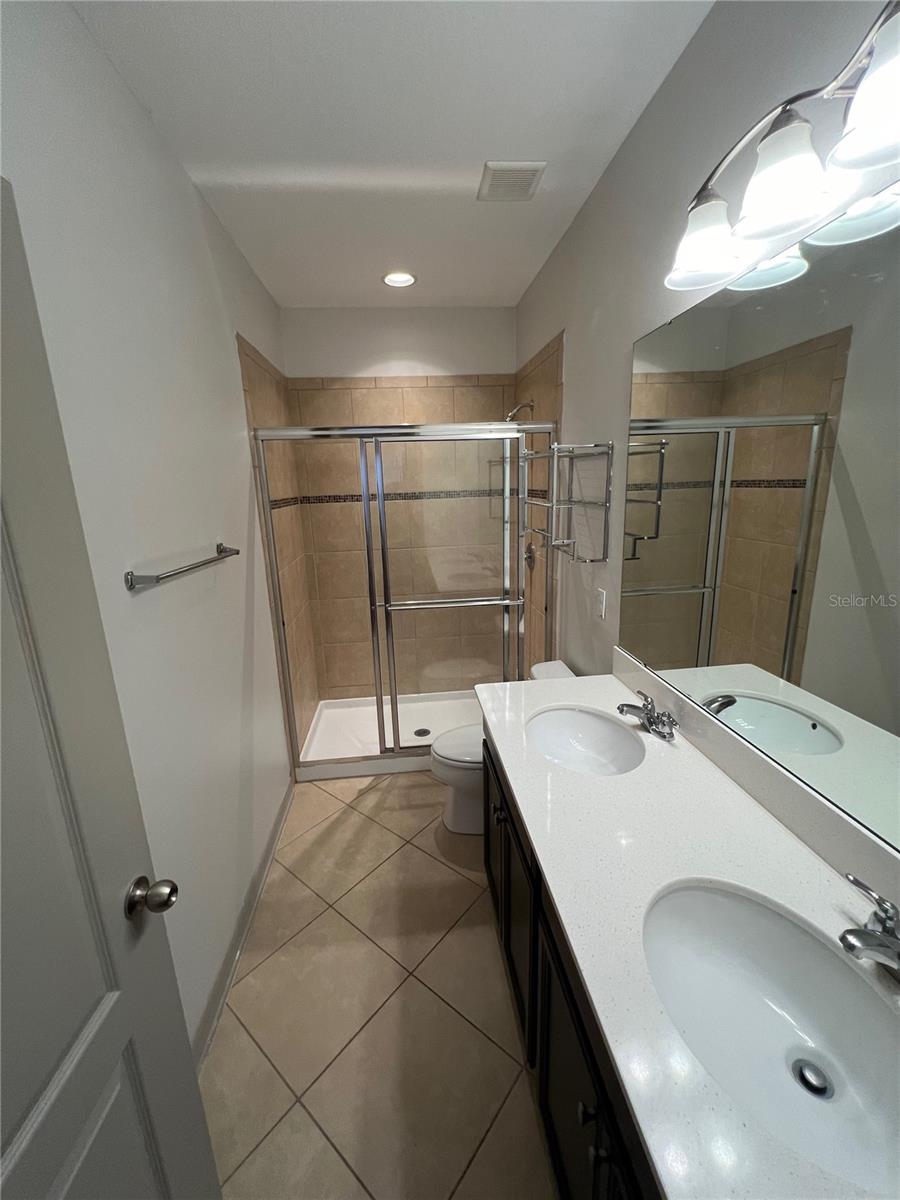 9157 Shepton St Property Photo 9