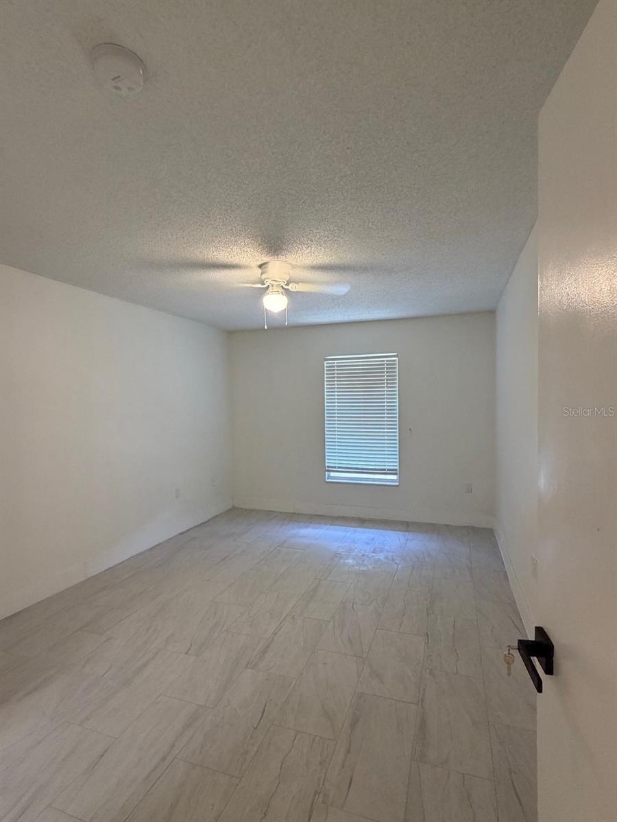 2711 Willow Run Property Photo 4