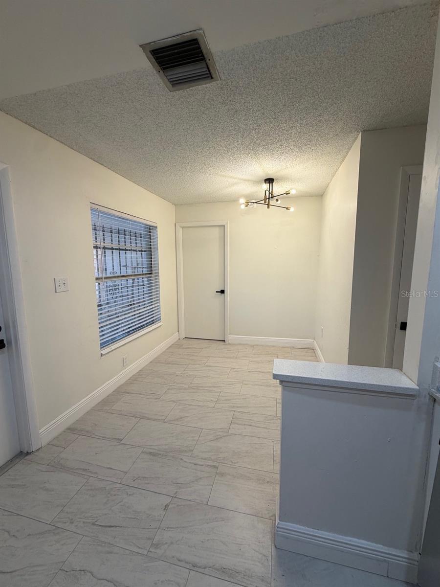 2711 Willow Run Property Photo 24