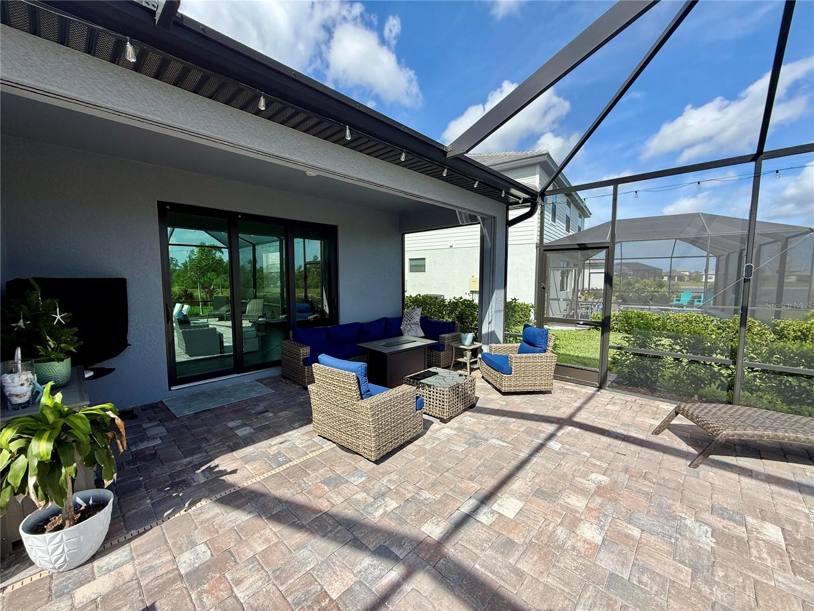 10852 Sun Drop St Property Photo 4
