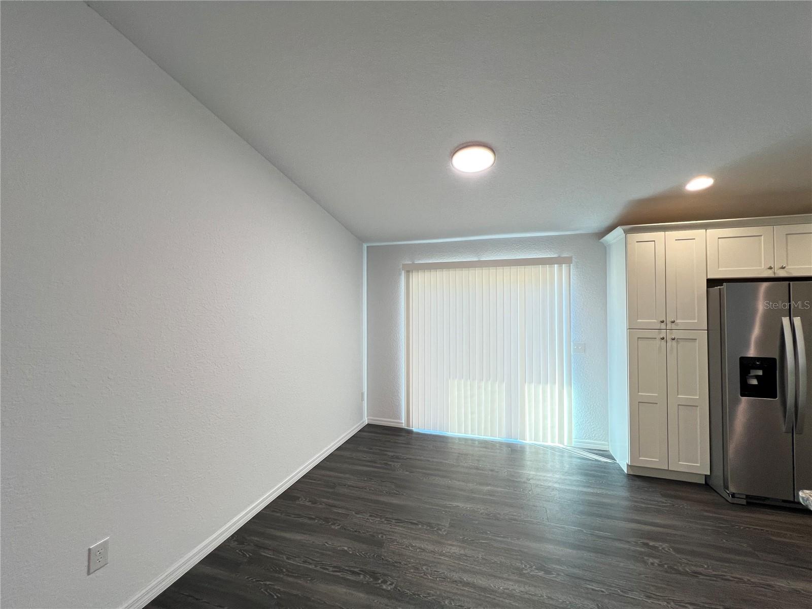 190 Fisher Way Property Photo 8