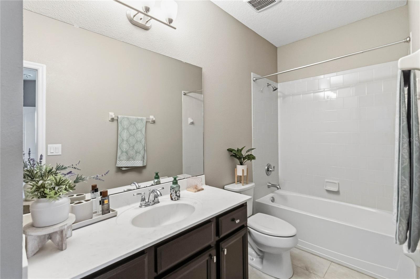 3438 Puxton Dr Property Photo 40