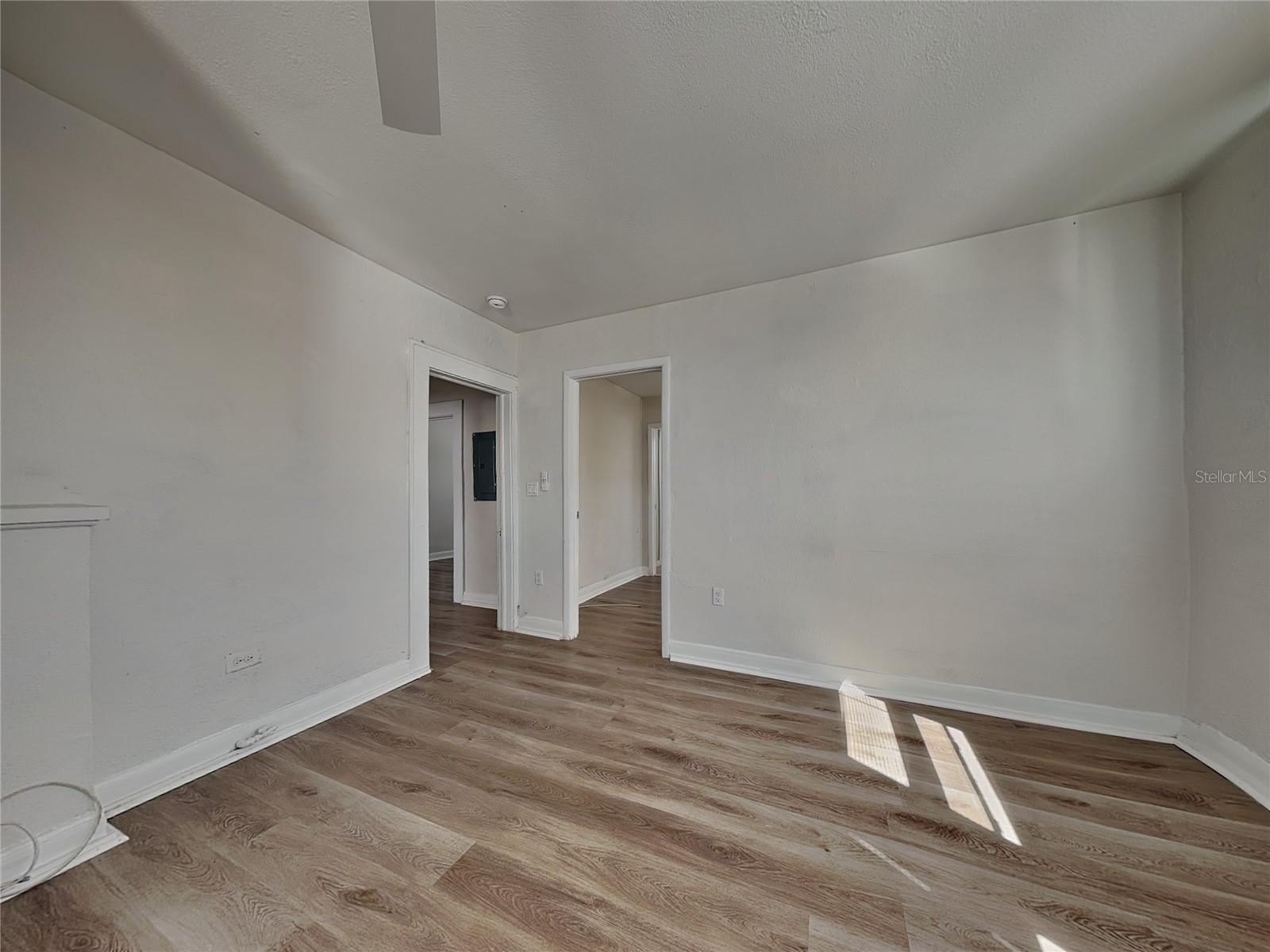 2904 W Chestnut St #2 Property Photo 16