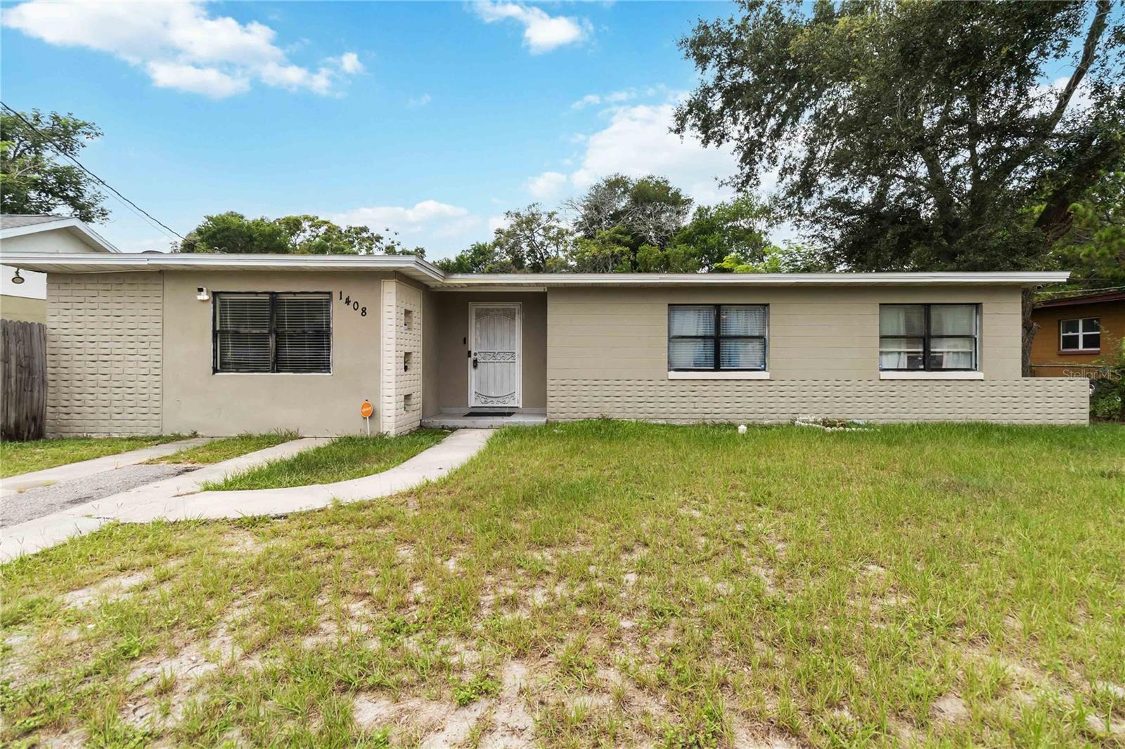1408 Roger Babson Rd Property Photo 1
