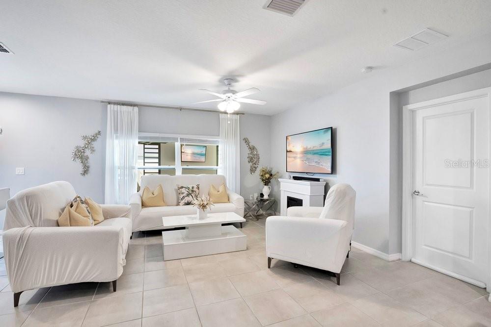 5650 Costa Blanca Way Property Photo 9