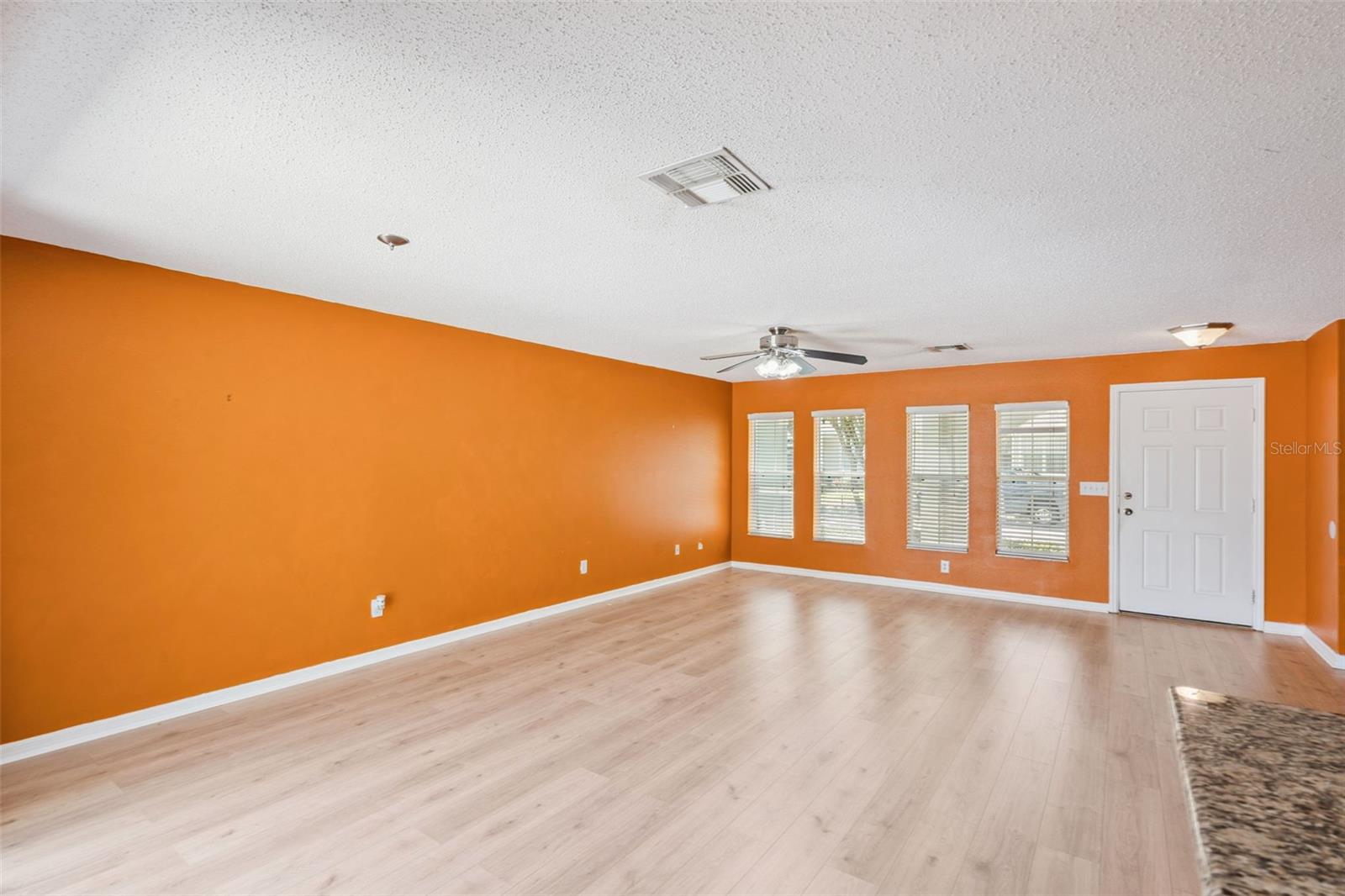 14445 Chinese Elm Dr Property Photo 4