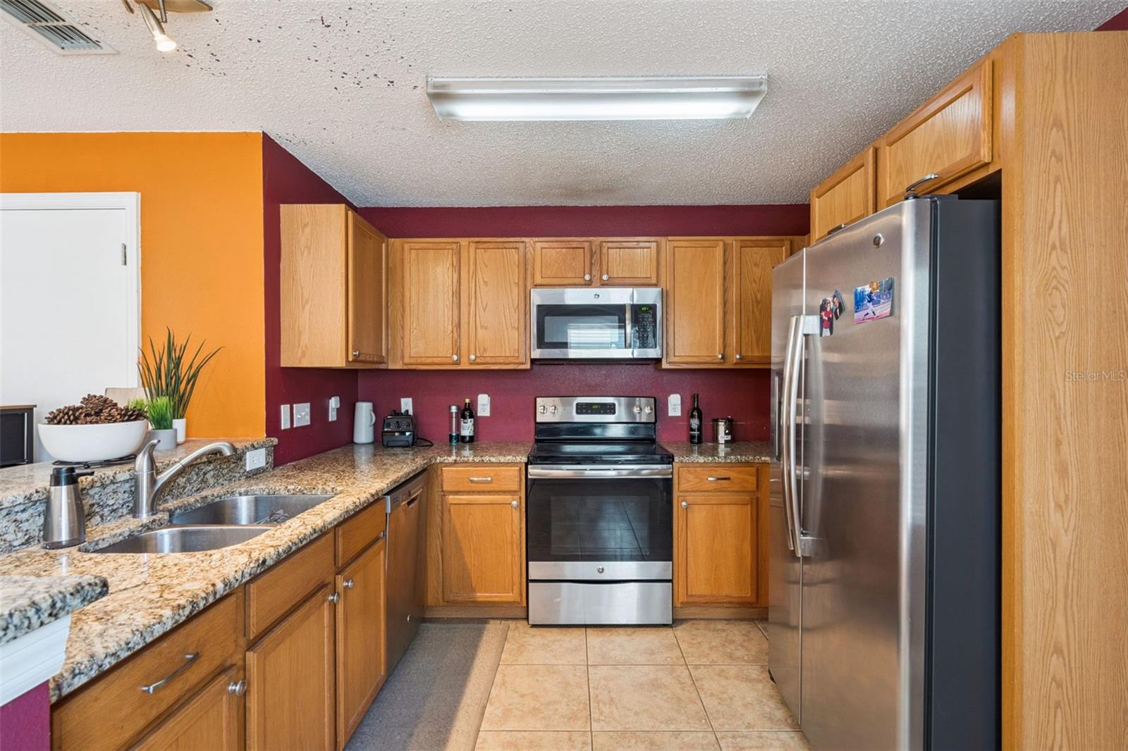 14445 Chinese Elm Dr Property Photo 8