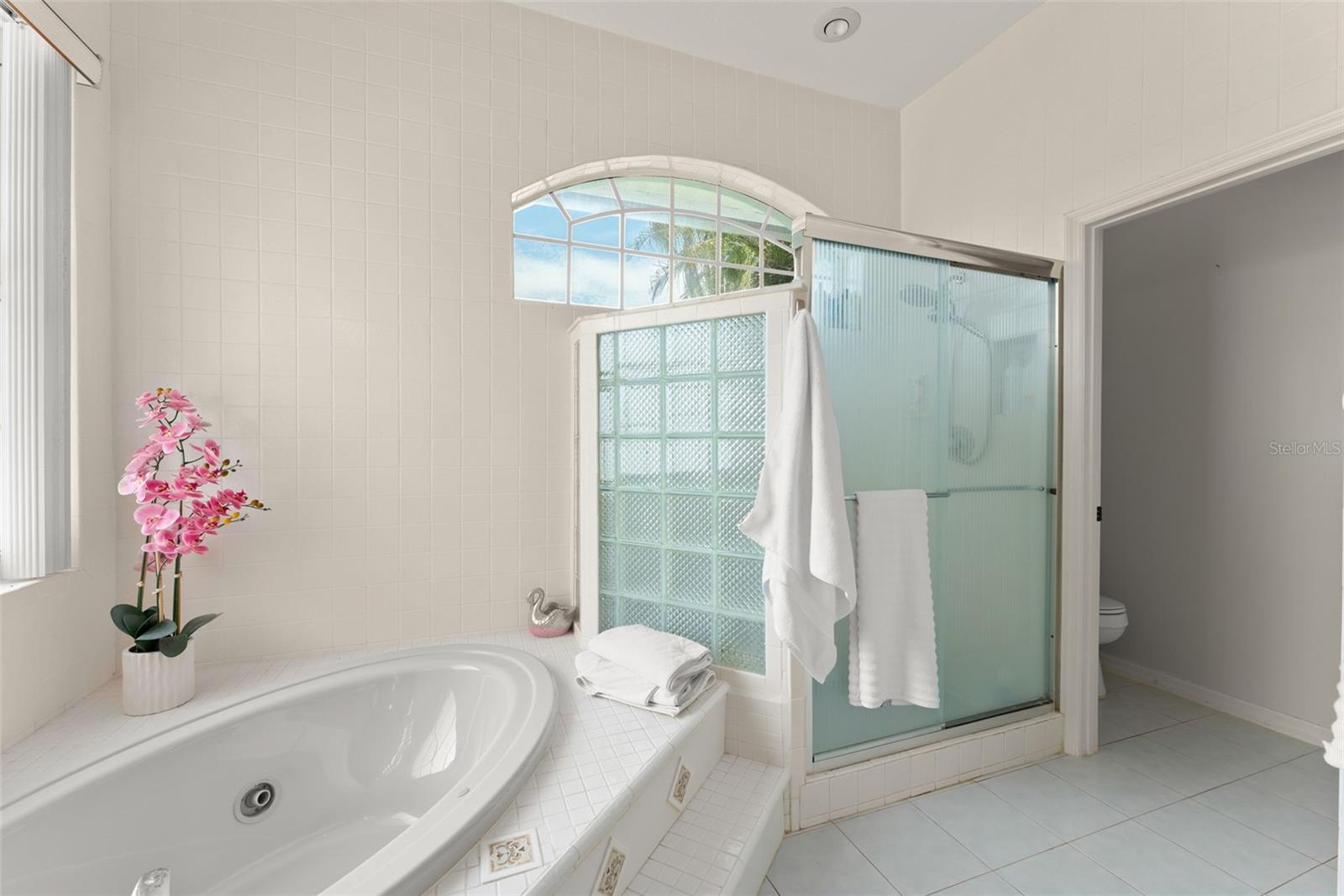 551 Wheatstone Pl Property Photo 11