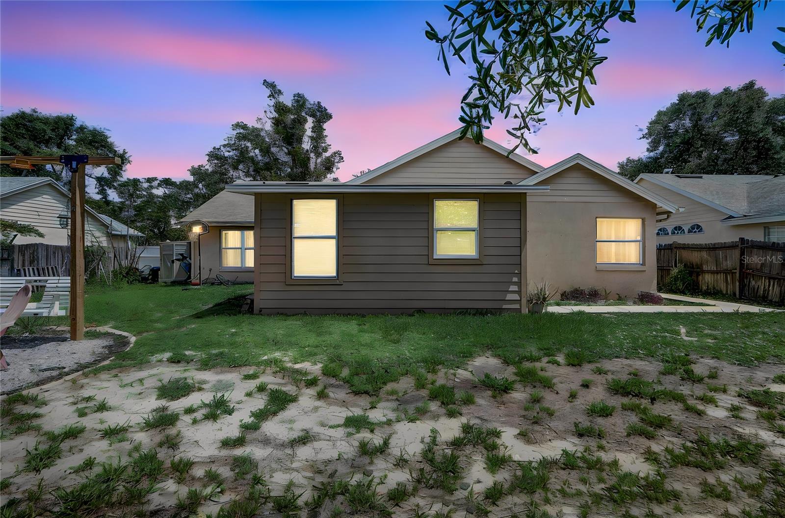 2191 Alclobe Cir Property Photo 45