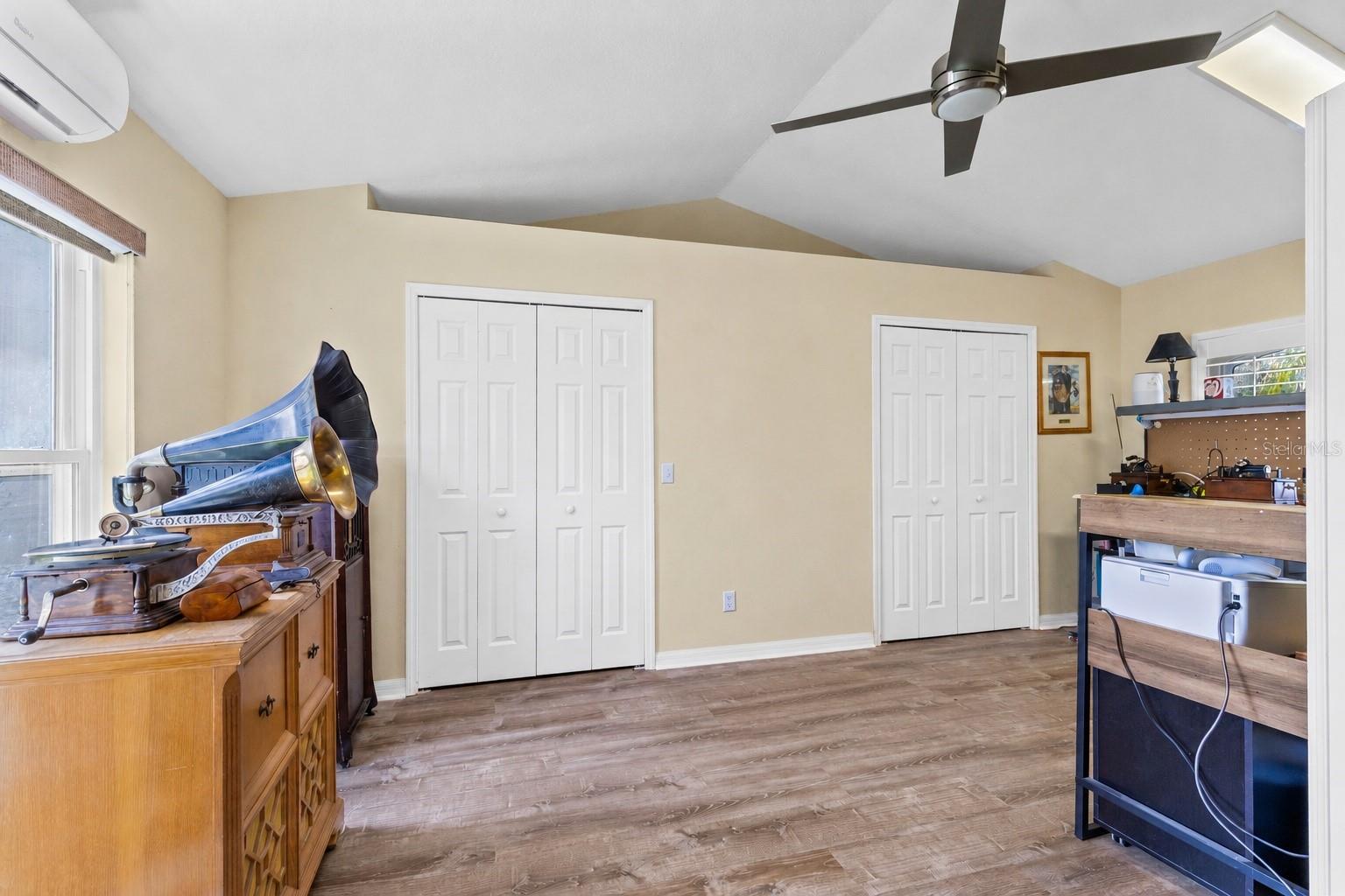 216 Tavestock Loop Property Photo 7