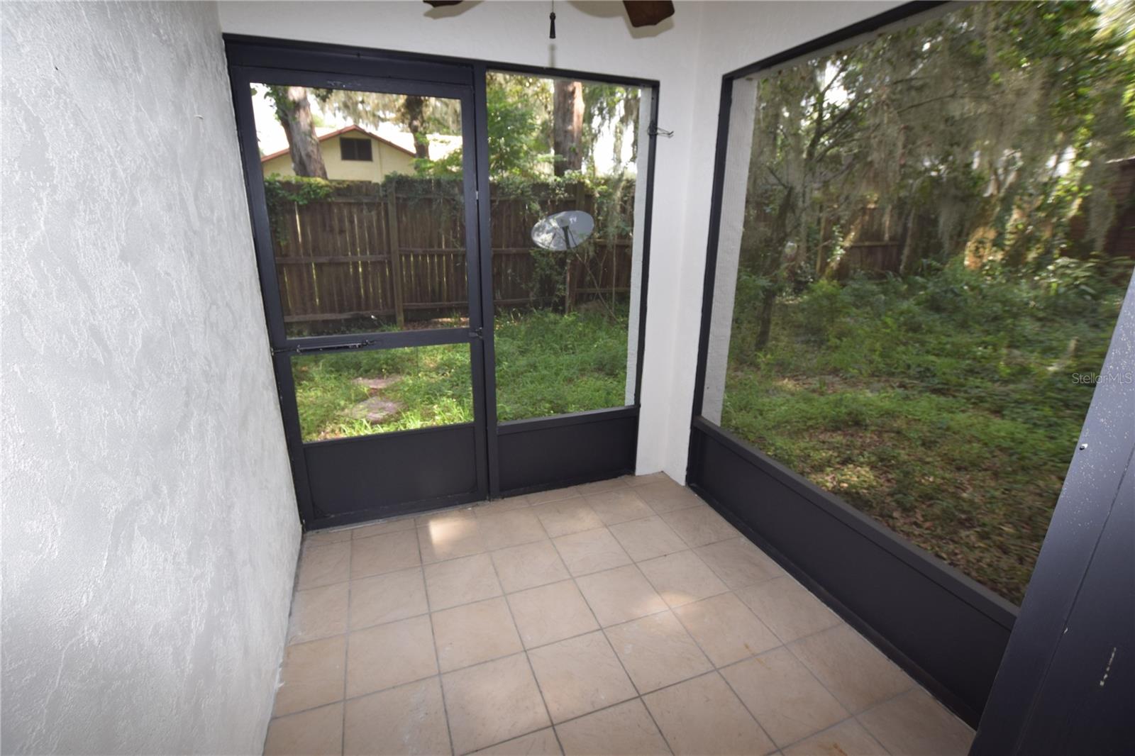 906 Sumter St Property Photo 3