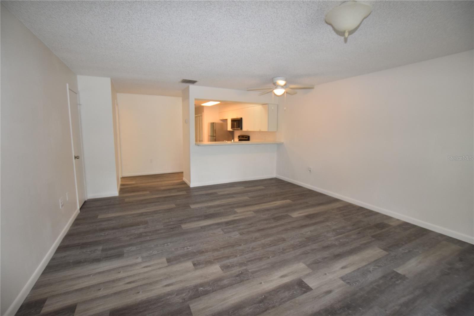 906 Sumter St Property Photo 4