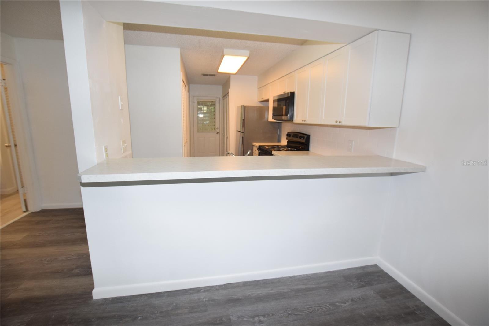 906 Sumter St Property Photo 8