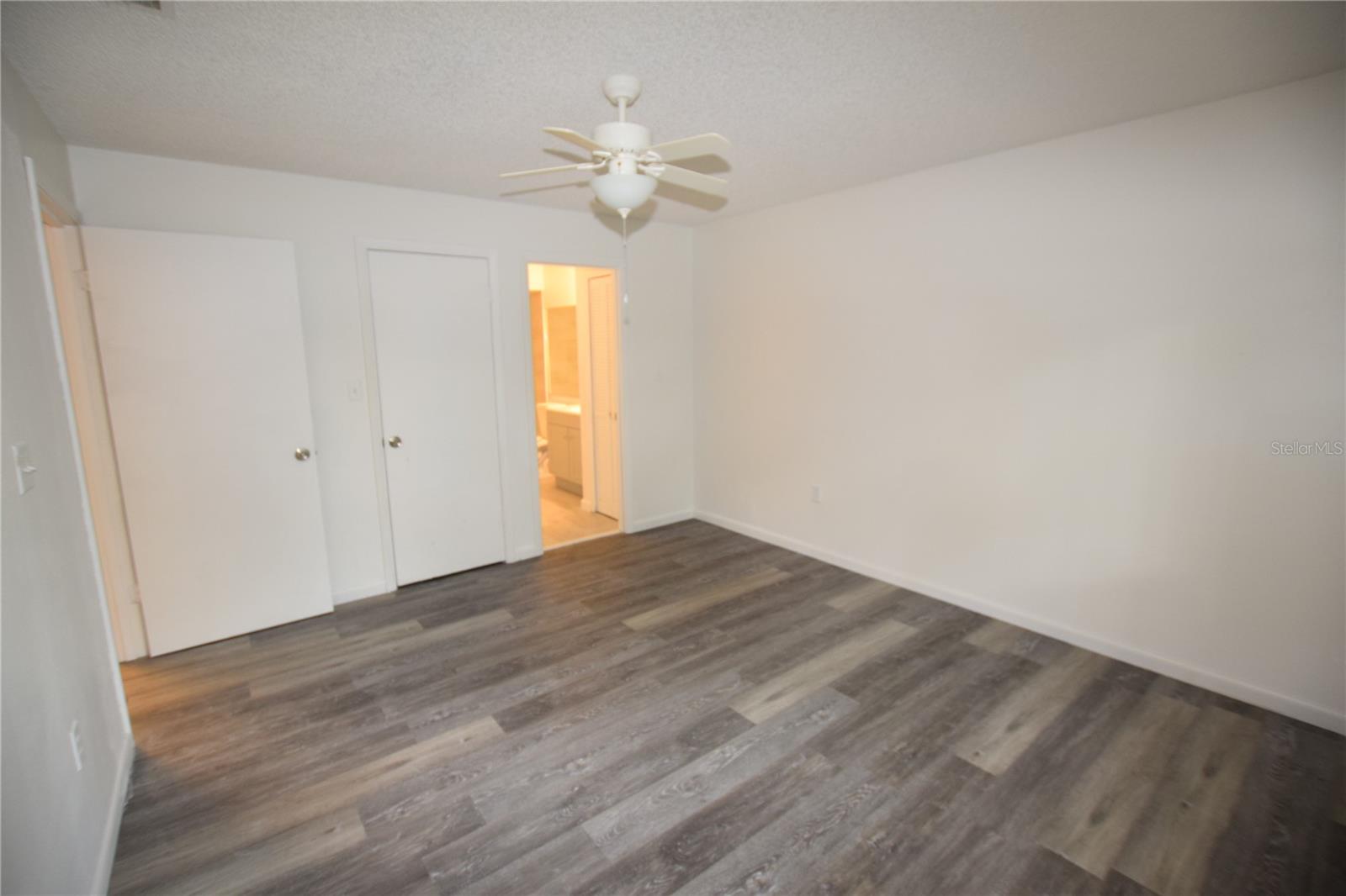 906 Sumter St Property Photo 12