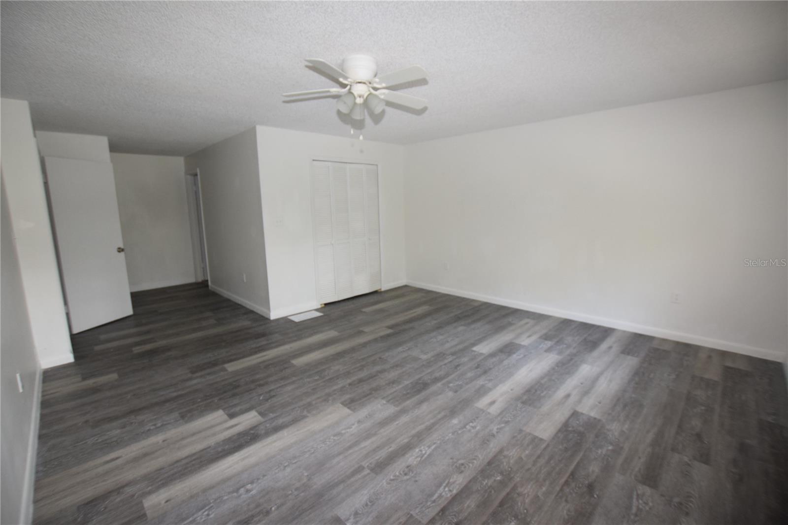 906 Sumter St Property Photo 18