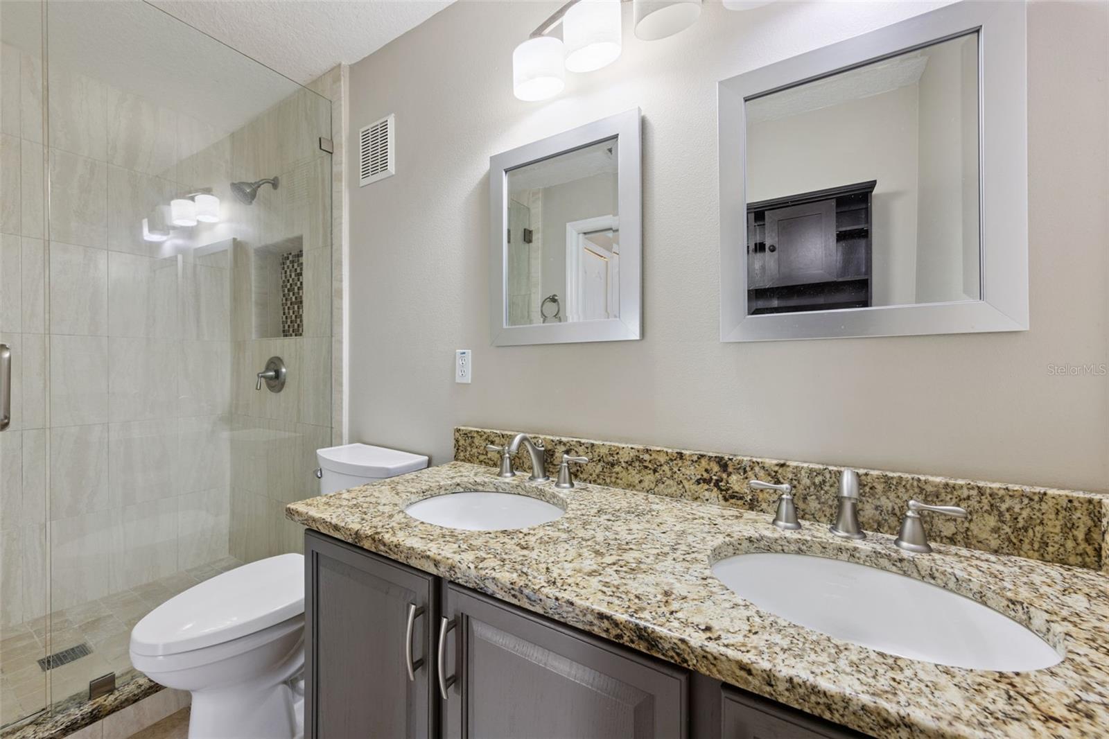 674 Sandy Neck Ln #104 Property Photo 15