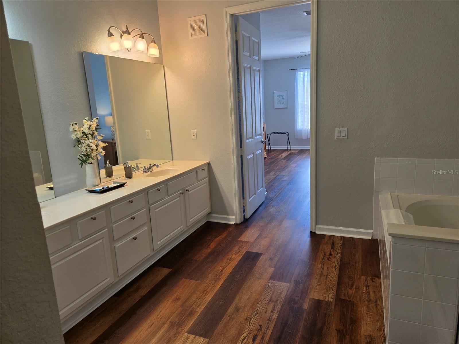 5049 Shoreway Loop #30101 Property Photo 33