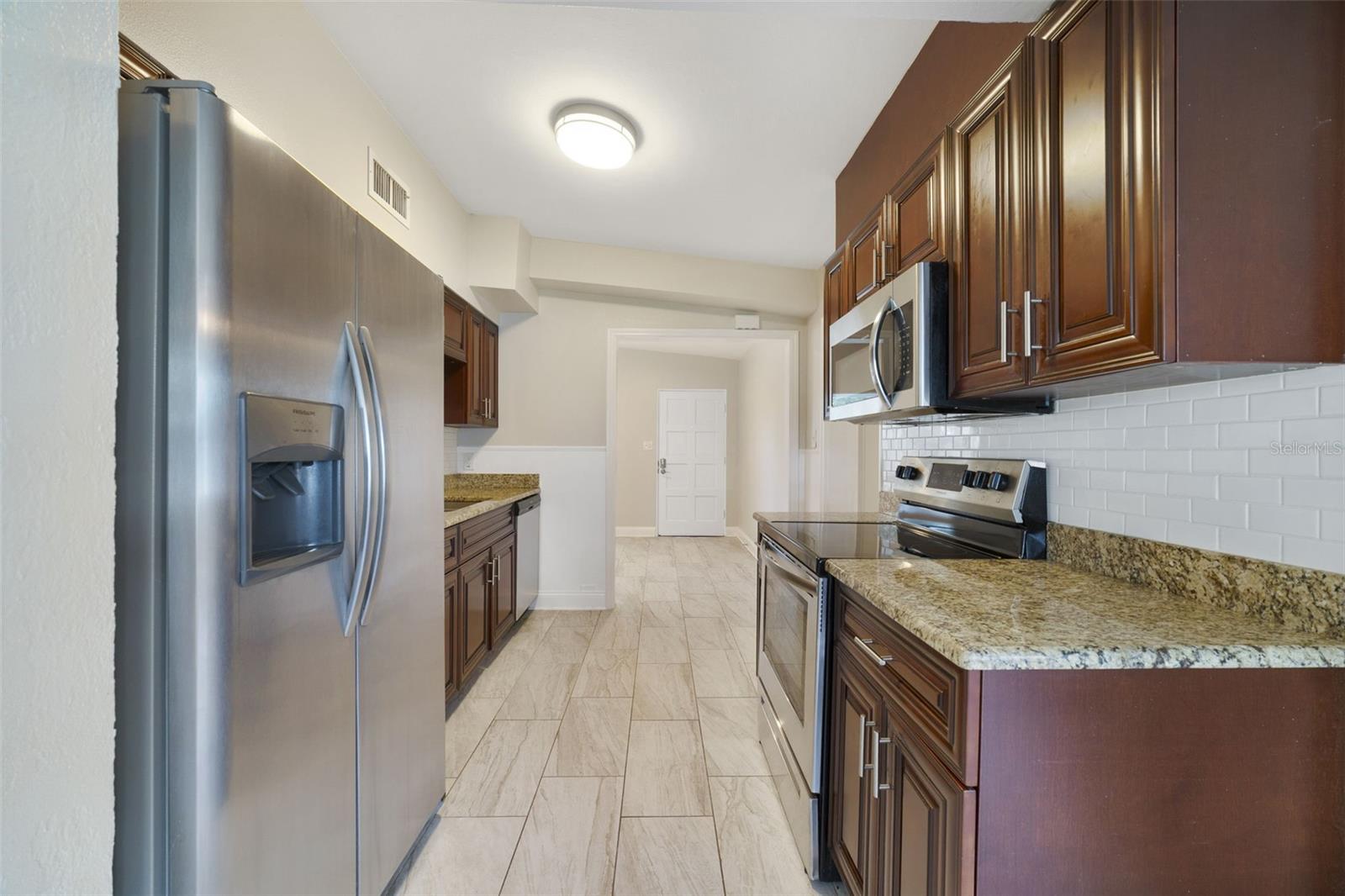 1117 Neuse Ave Property Photo 3