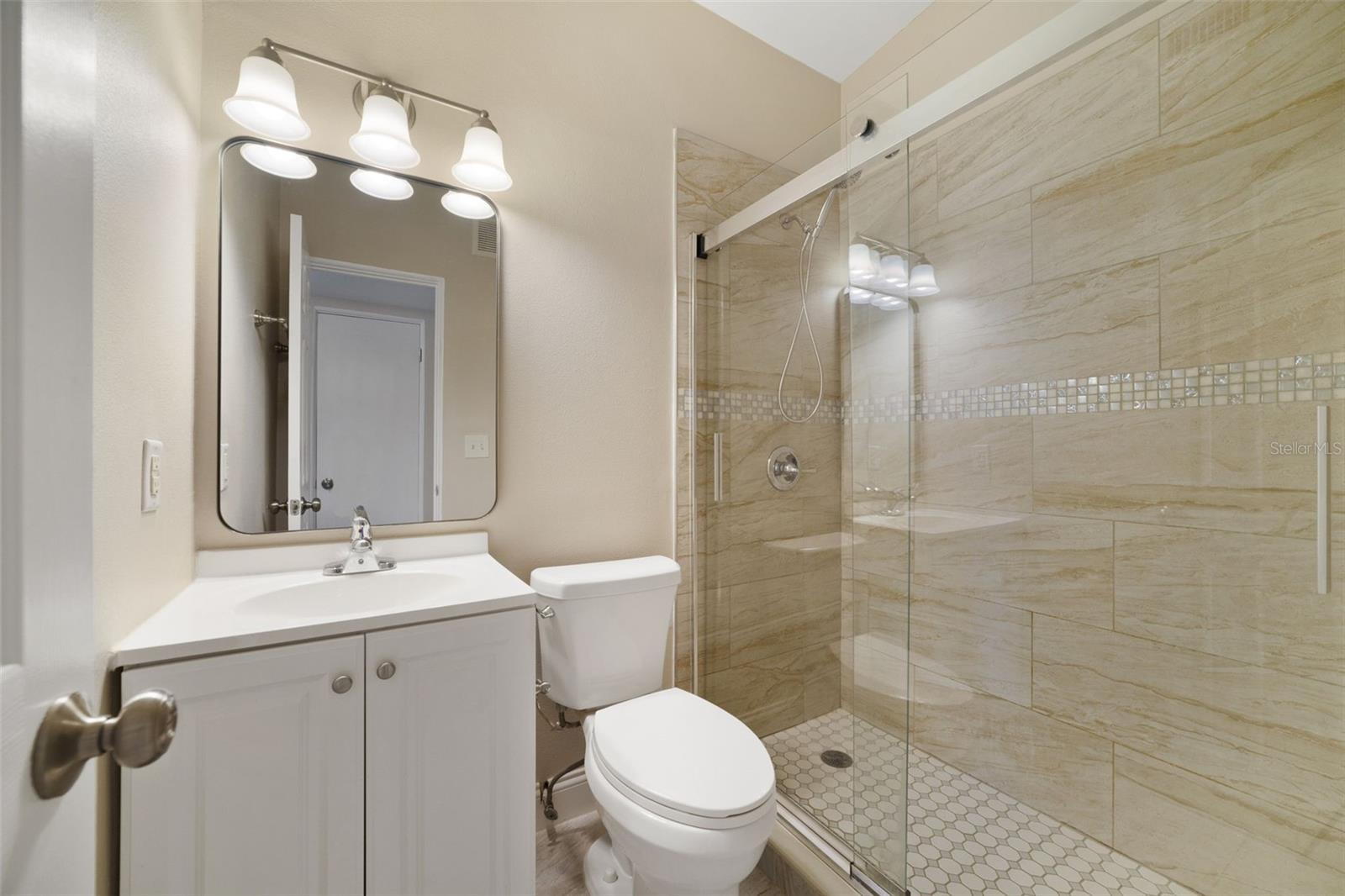 1117 Neuse Ave Property Photo 12