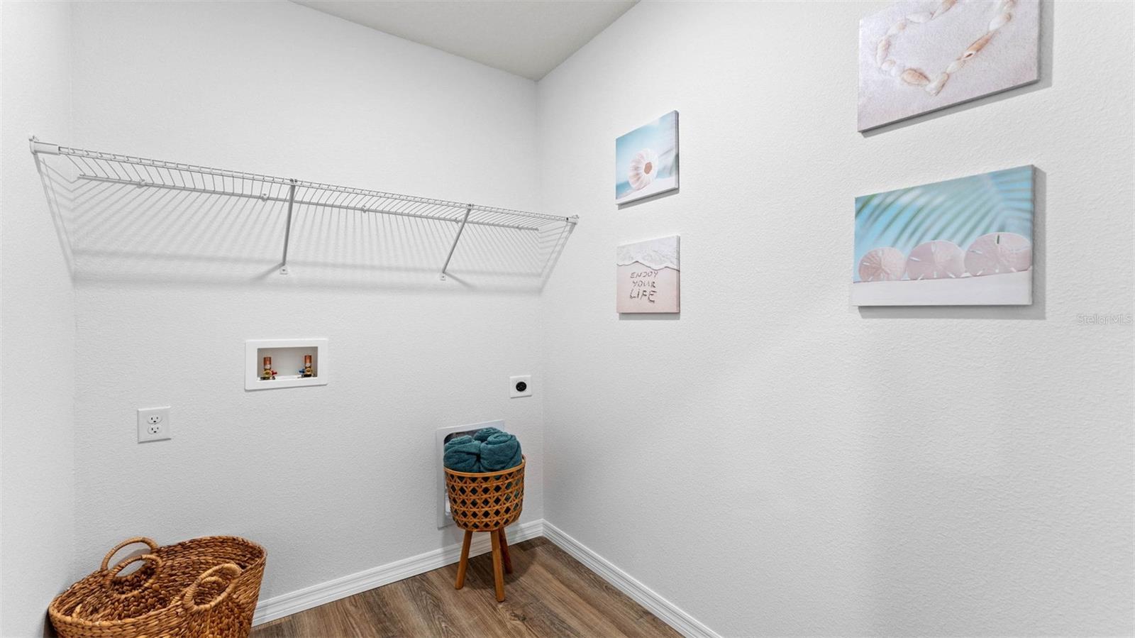 2501 Dorset Ct Property Photo 19