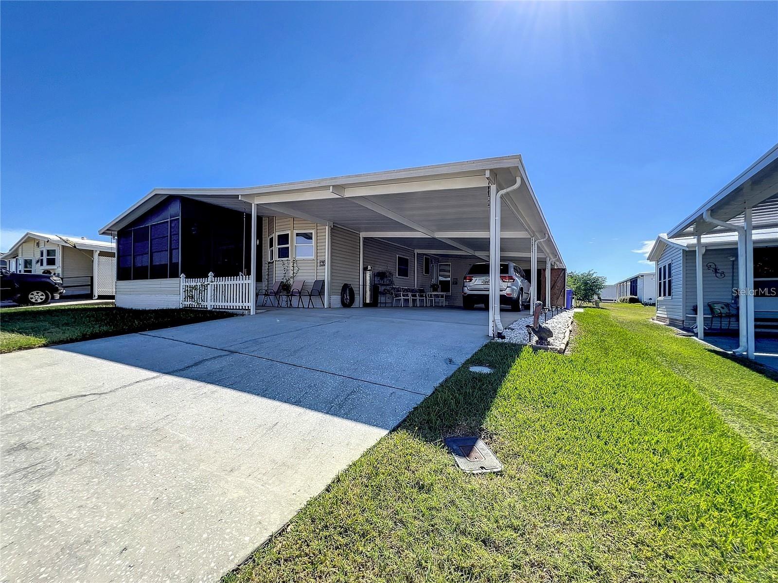 1785 Quail Hill Dr Property Photo 2