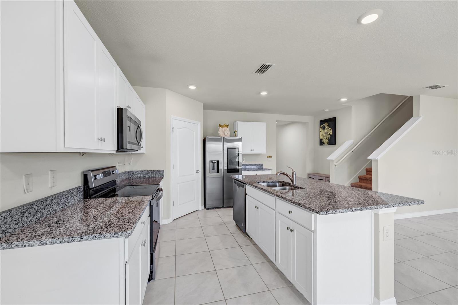 529 Talisi Loop Property Photo 6